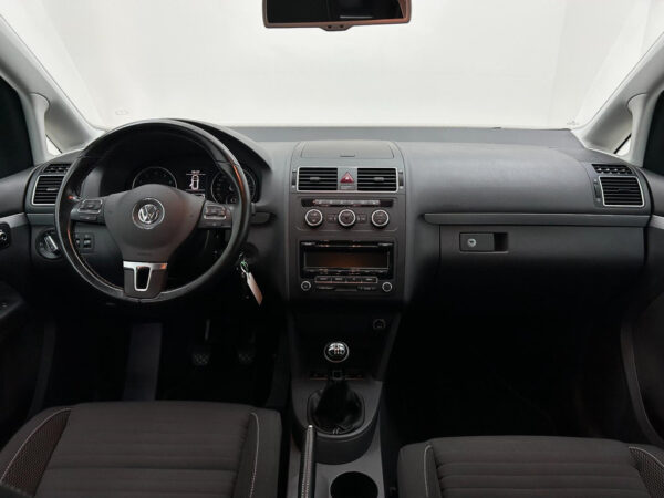 Volkswagen Touran occasion Zwart bij ALJ Auto in Zeeland 13