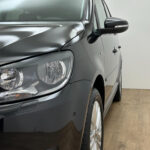 Volkswagen Touran occasion Zwart bij ALJ Auto in Zeeland 2
