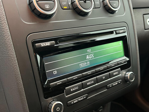 Volkswagen Touran occasion Zwart bij ALJ Auto in Zeeland 23