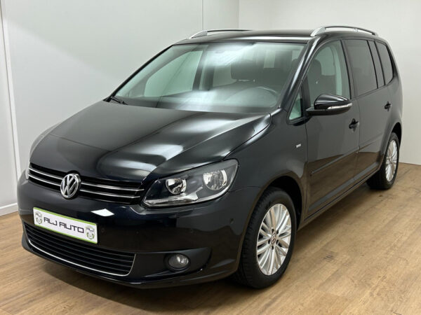 Volkswagen Touran occasion Zwart bij ALJ Auto in Zeeland 3