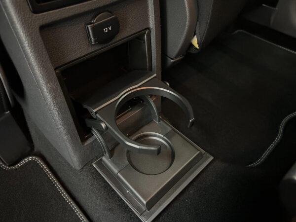 Volkswagen Touran occasion Zwart bij ALJ Auto in Zeeland 34