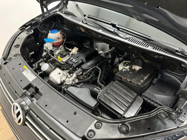 Volkswagen Touran occasion Zwart bij ALJ Auto in Zeeland 35