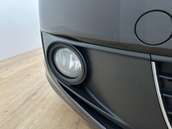 Volkswagen Touran occasion Zwart bij ALJ Auto in Zeeland 38