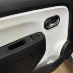 Renault Twingo occasion Grijs bij ALJ Auto in Zeeland 11