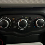 Renault Twingo occasion Grijs bij ALJ Auto in Zeeland 24