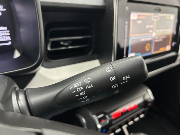 Suzuki Ignis occasion Zwart bij ALJ Auto in Zeeland 16