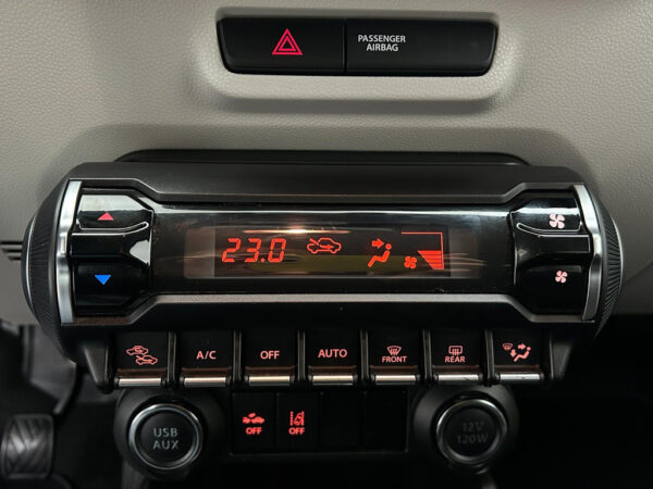 Suzuki Ignis occasion Zwart bij ALJ Auto in Zeeland 27