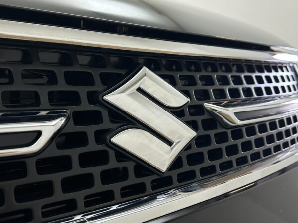 Suzuki Ignis occasion Zwart bij ALJ Auto in Zeeland 34