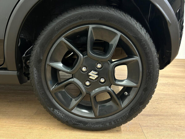 Suzuki Ignis occasion Zwart bij ALJ Auto in Zeeland 7