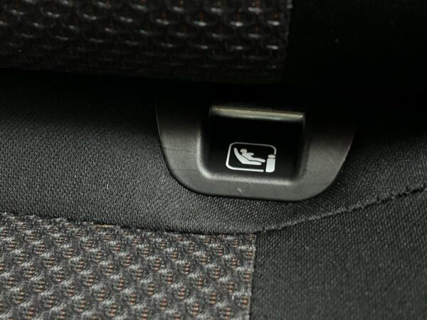 Suzuki Ignis occasion Zwart bij ALJ Auto in Zeeland 9