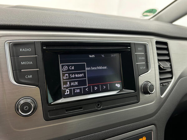 Volkswagen Golf Sportsvan occasion Grijs bij ALJ Auto in Zeeland 19