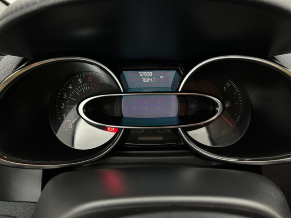 Renault Clio occasion Zwart bij ALJ Auto in Zeeland 14