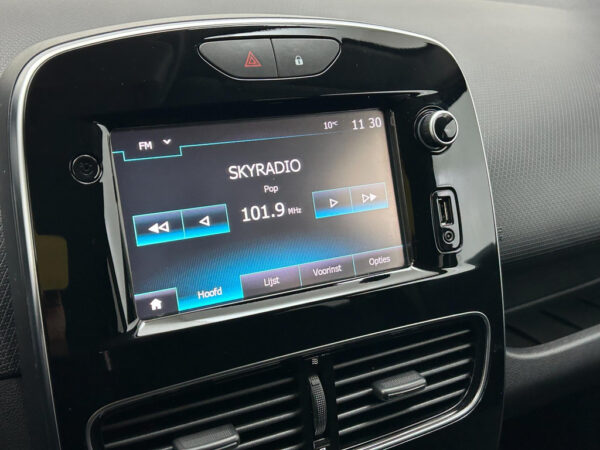 Renault Clio occasion Zwart bij ALJ Auto in Zeeland 21