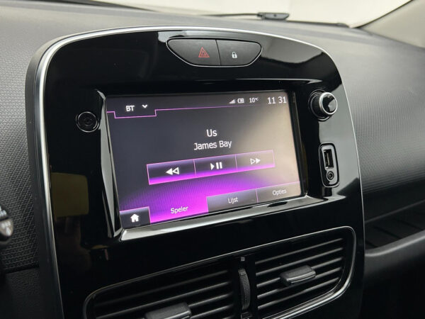 Renault Clio occasion Zwart bij ALJ Auto in Zeeland 22