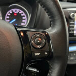 Toyota Yaris occasion Grijs bij ALJ Auto in Zeeland 18