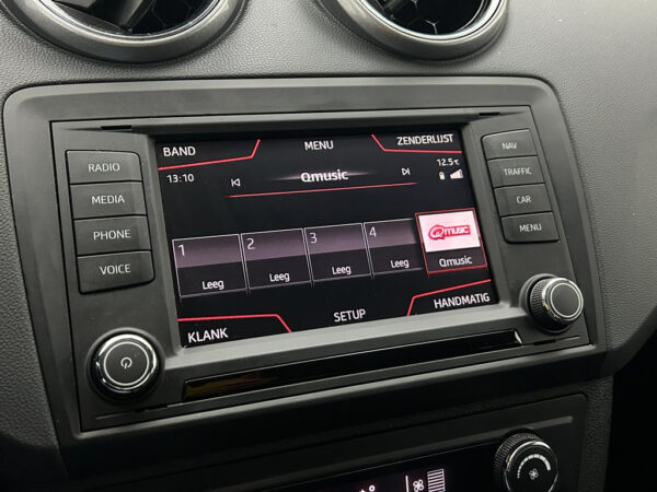 SEAT Ibiza occasion Wit bij ALJ Auto in Zeeland 18