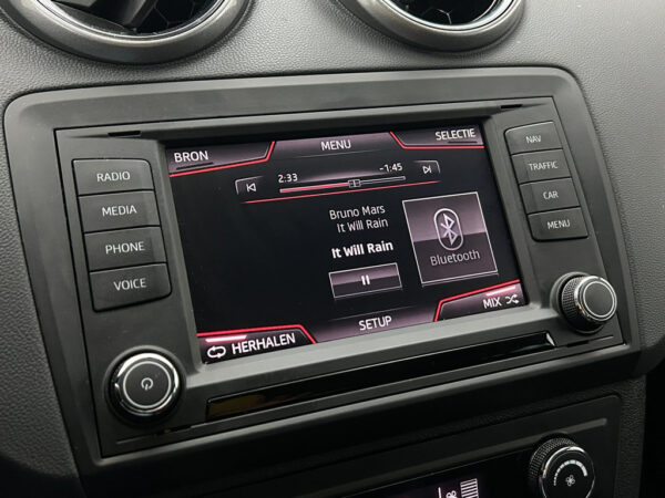 SEAT Ibiza occasion Wit bij ALJ Auto in Zeeland 19