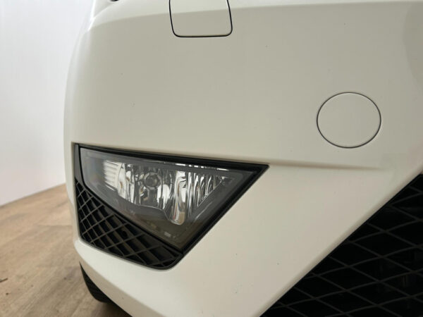 SEAT Ibiza occasion Wit bij ALJ Auto in Zeeland 31