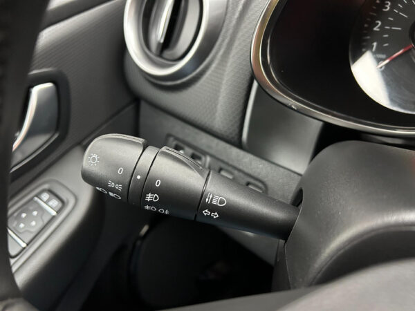 Renault Clio occasion Grijs bij ALJ Auto in Zeeland 14