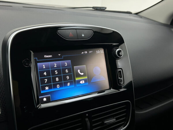Renault Clio occasion Grijs bij ALJ Auto in Zeeland 21