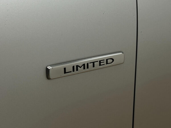 Renault Clio occasion Grijs bij ALJ Auto in Zeeland 26