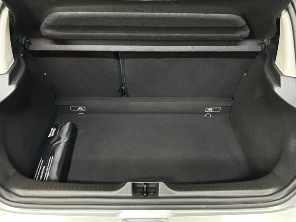 Renault Clio occasion Grijs bij ALJ Auto in Zeeland 5