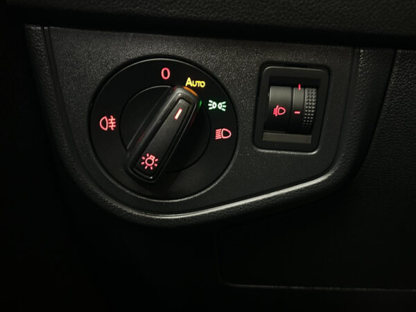 Volkswagen Polo occasion Grijs bij ALJ Auto in Zeeland 12