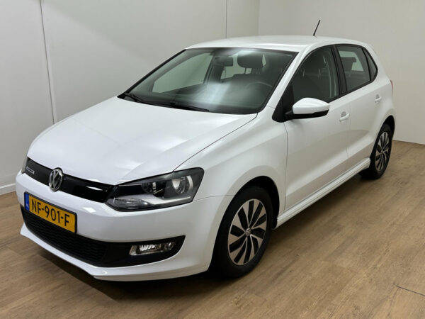 Volkswagen Polo occasion Wit bij ALJ Auto in Zeeland 3