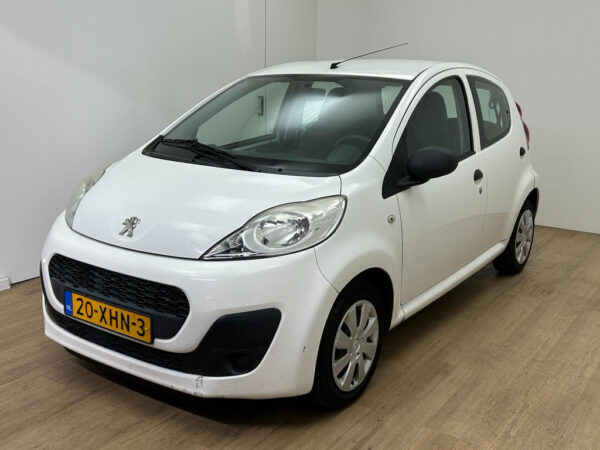 Peugeot 107 occasion Wit bij ALJ Auto in Zeeland 3