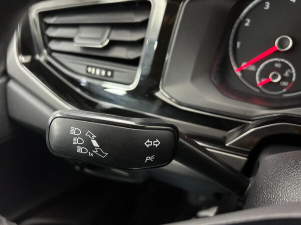 Volkswagen  Polo occasion Zwart bij ALJ Auto in Zeeland 16