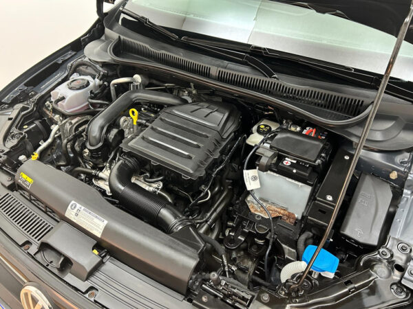 Volkswagen  Polo occasion Zwart bij ALJ Auto in Zeeland 35