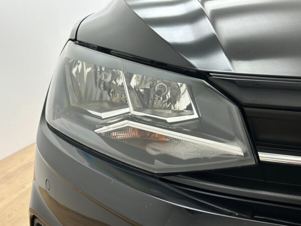 Volkswagen  Polo occasion Zwart bij ALJ Auto in Zeeland 36