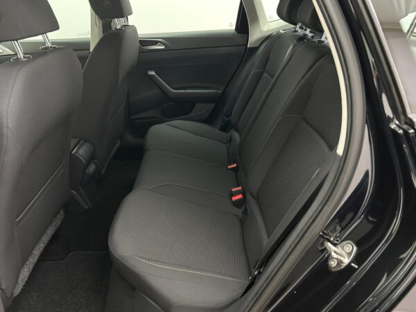 Volkswagen  Polo occasion Zwart bij ALJ Auto in Zeeland 7