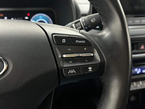 Hyundai KONA occasion Rood bij ALJ Auto in Zeeland 20