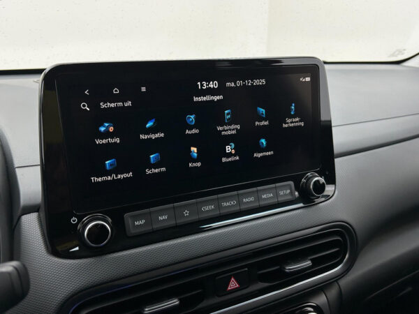 Hyundai KONA occasion Rood bij ALJ Auto in Zeeland 24