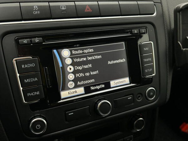 Volkswagen Polo occasion Grijs bij ALJ Auto in Zeeland 18