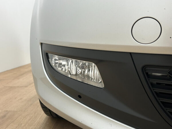 Volkswagen Polo occasion Grijs bij ALJ Auto in Zeeland 26