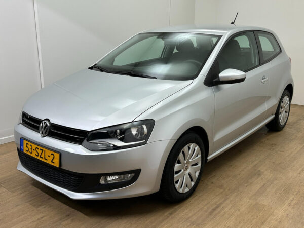 Volkswagen Polo occasion Grijs bij ALJ Auto in Zeeland 3