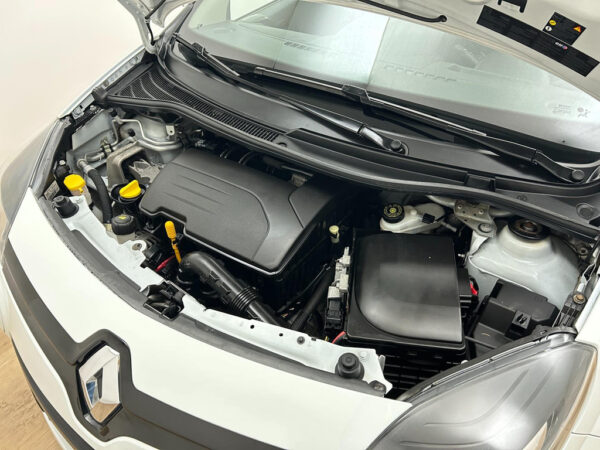 Renault Twingo occasion Wit bij ALJ Auto in Zeeland 22