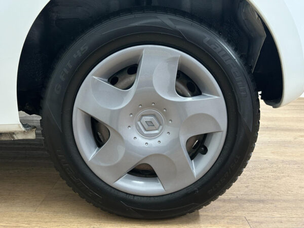 Renault Twingo occasion Wit bij ALJ Auto in Zeeland 6