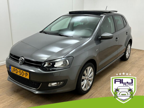Volkswagen Polo occasion Grijs bij ALJ Auto in Zeeland 1