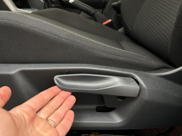 Volkswagen Polo occasion Grijs bij ALJ Auto in Zeeland 11