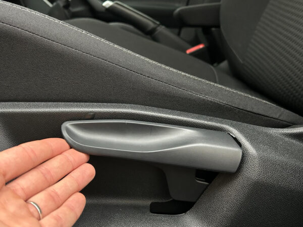 Volkswagen Polo occasion Zwart bij ALJ Auto in Zeeland 13