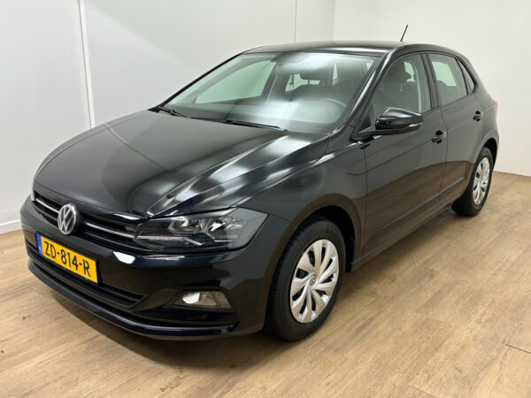 Volkswagen Polo occasion Zwart bij ALJ Auto in Zeeland 3