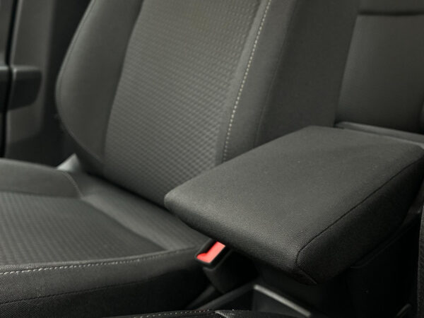 Volkswagen Polo occasion Zwart bij ALJ Auto in Zeeland 31