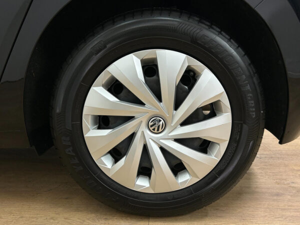 Volkswagen Polo occasion Zwart bij ALJ Auto in Zeeland 6