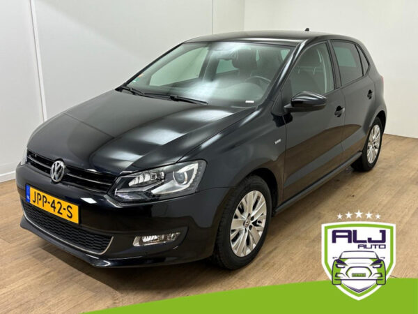 Volkswagen Polo occasion Zwart bij ALJ Auto in Zeeland 1