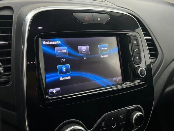 Renault Captur occasion Wit bij ALJ Auto in Zeeland 19