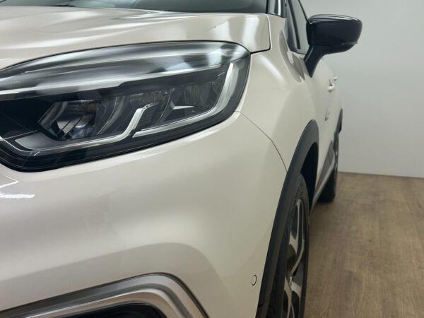 Renault Captur occasion Wit bij ALJ Auto in Zeeland 2