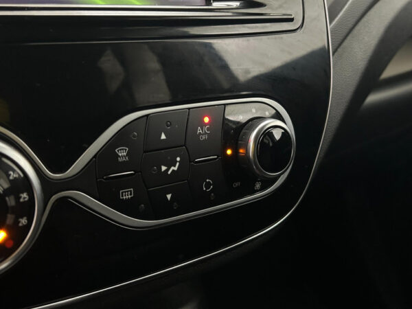 Renault Captur occasion Wit bij ALJ Auto in Zeeland 26